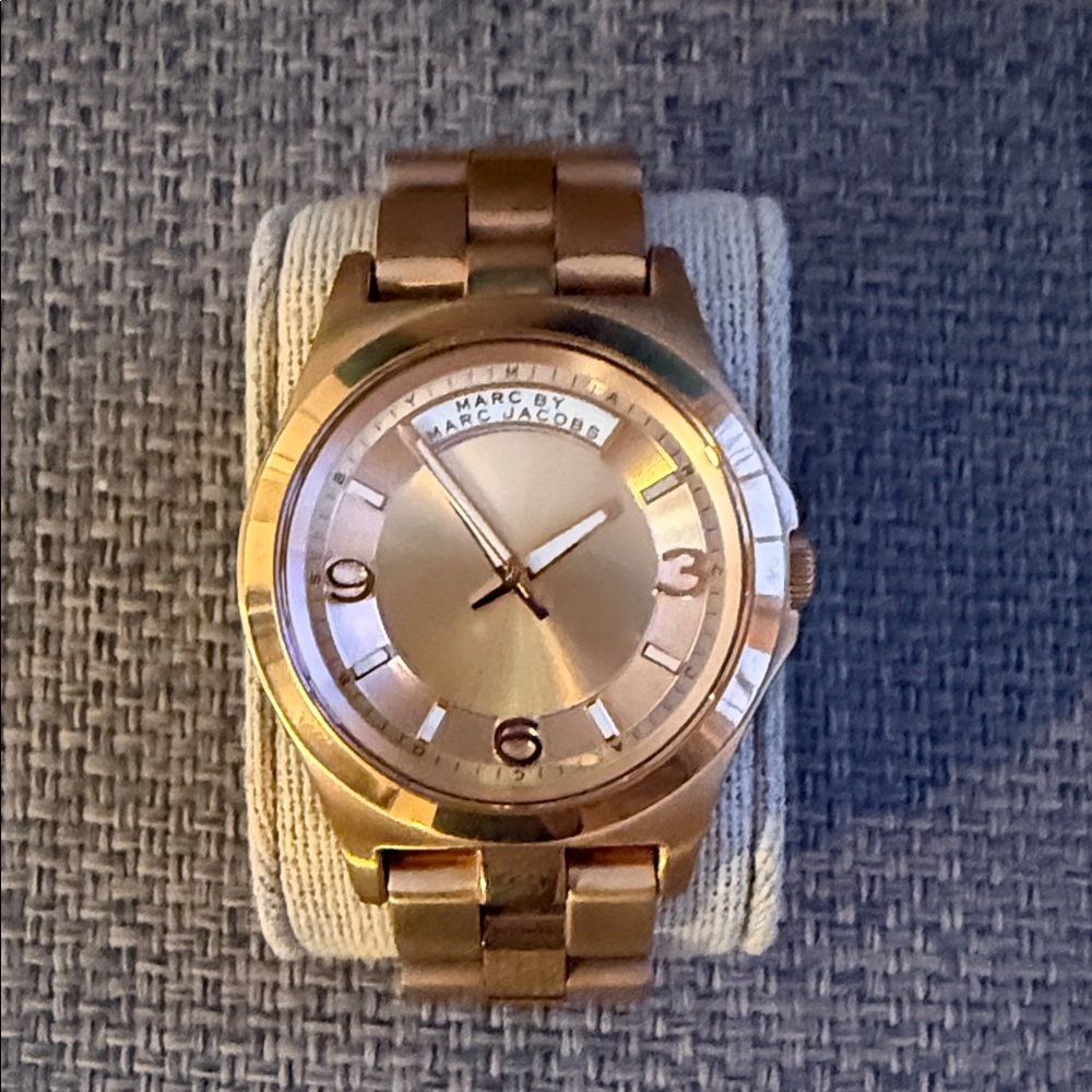 Marc by Marc Jacobs Baby Dave rose gold watch